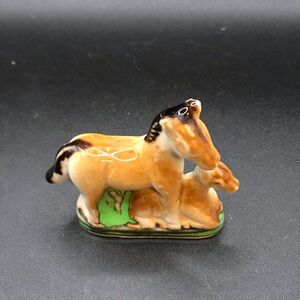Vintage Porcelain Ceramic Horse And Foal  Miniature Figurine Japan